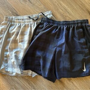 Nike Challenger Men's 7" Brief-Lined Running/Gym Shorts Printed. Lot Of 2 Size M